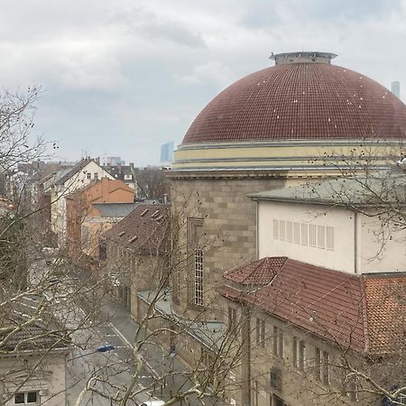 Ueber Den Daechern Von Offenbach Εξωτερικό φωτογραφία